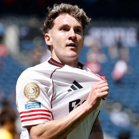Colidio comemora gol marcado pelo River Plate contra o Urawa Reds no Mundial Colidio comemora gol marcado pelo River Plate contra o Urawa Reds no Mundial