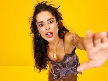 1ª eliminada do “BBB26”, Aline Campos rebate críticas em carta aberta: “Não sou perfeita”
